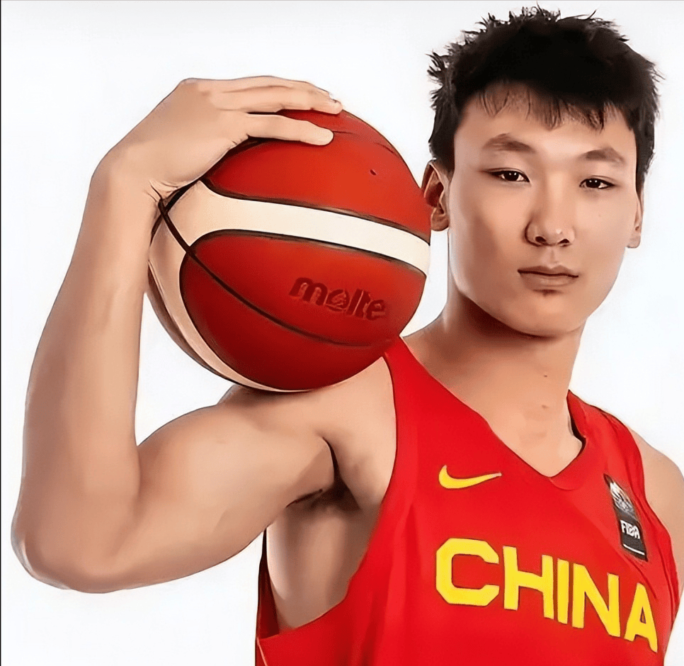 关键时刻突围战来临，广厦男篮围绕NBA总决赛官宣签约，引发热议，年轻球员得到机会的简单介绍-爱游戏在线